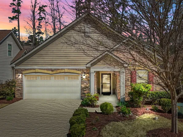 7528 Courtyard Pl, Cary, NC 27519