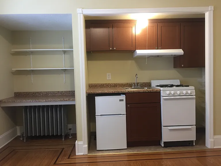 2514 Girard Ave S #2 — Photo 9