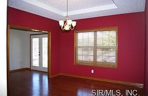 5th image of 104 Oak Hill Dr