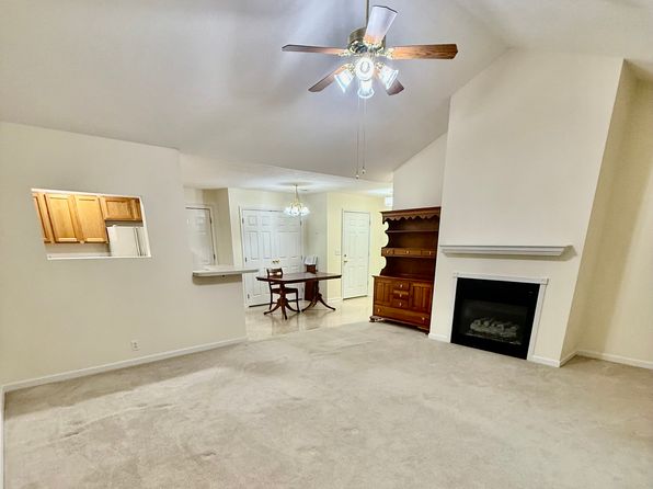 244 Executive Meadows Dr