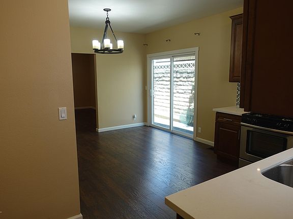 4th image of 1260 N Raymond Ave