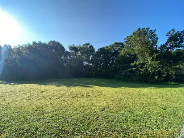 3584 Saddlebrook Dr, Loganville, GA 30052