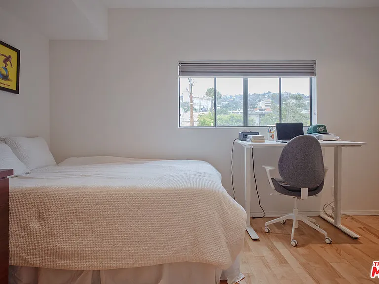 832 Palm Ave #206 — Photo 12
