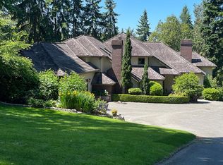 8395 SE 53rd Pl, Mercer Island, WA 98040