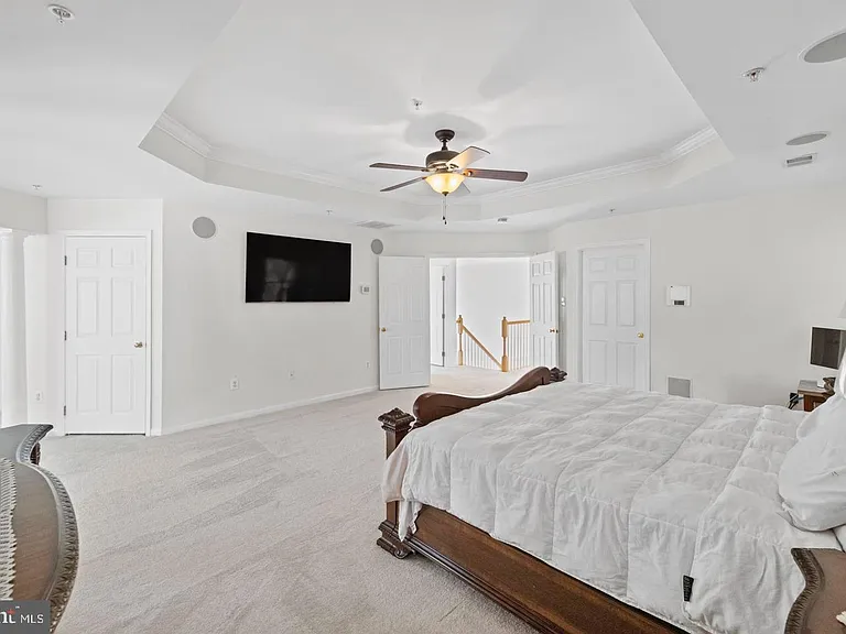 8008 Dorado Ter — Photo 29
