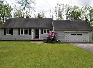 7665 Cope Dr, Chagrin Falls, OH 44023