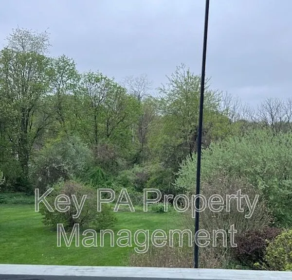 803 Bradford Ter — Photo 12