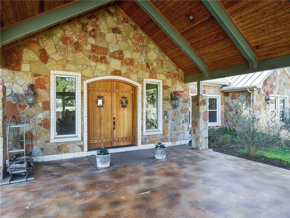 1st image of 351 Gatlin Creek Rd E