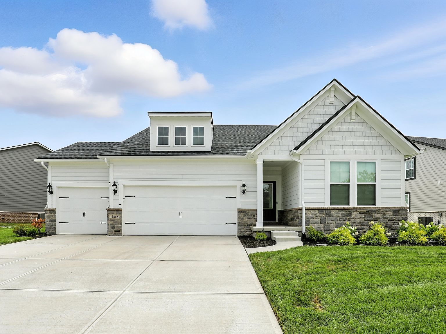 15888 Kohut Ln