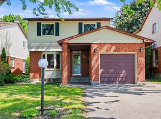 26 Bernier Ter, Ottawa, ON K2L 2V2