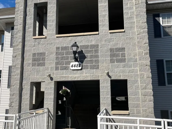 4482 Woodsman Dr Unit 1222, Hampstead, MD 21074