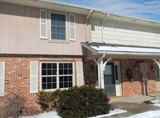 1702 Lakewood Dr, Columbia, MO 65202
