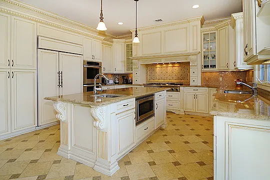 417 N Woodland St — Photo 9