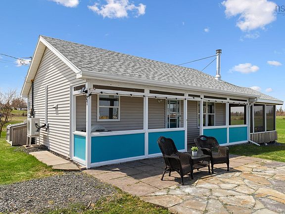 2nd image of 27 Island View Cres