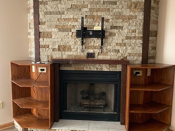 3rd image of 1725 W 45th St #1725