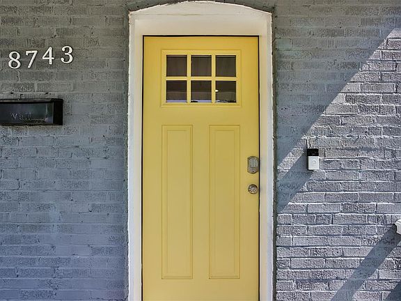3rd image of 8743 Brentwood Pl