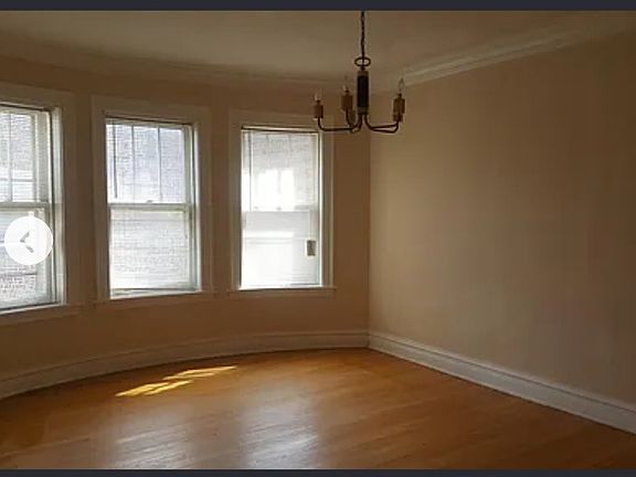 4th image of 6129 N Claremont Ave APT 1