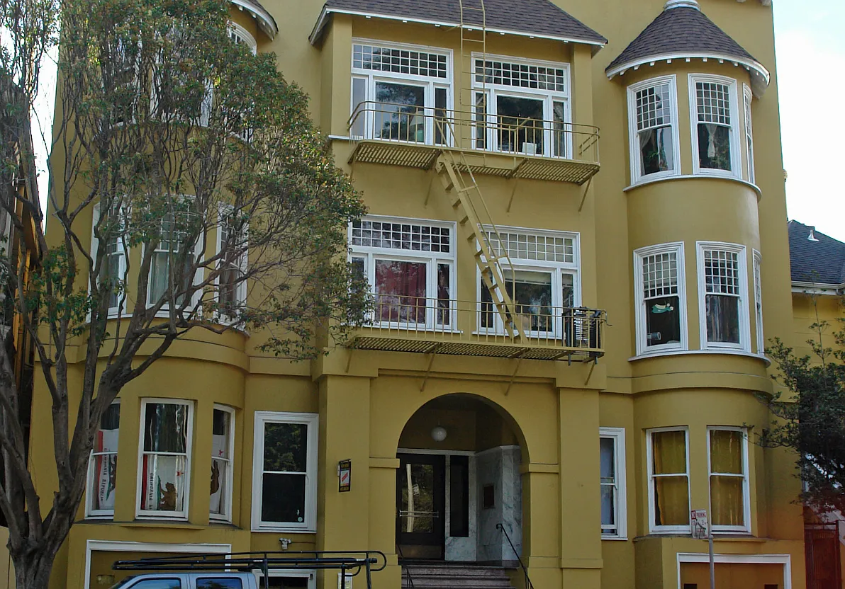 Panhandle Oak Apartments — Photo 1