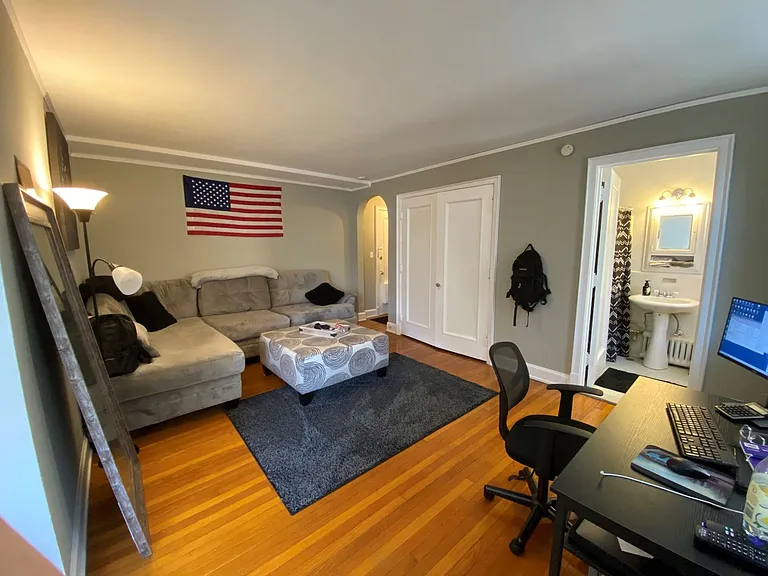Bryant Apartments — Photo 47