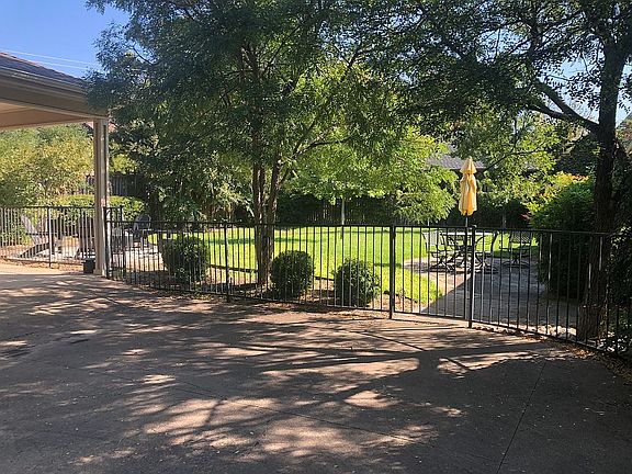 5th image of 5859 Waggoner Dr