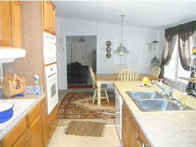 2nd image of 254 Nicole Ln