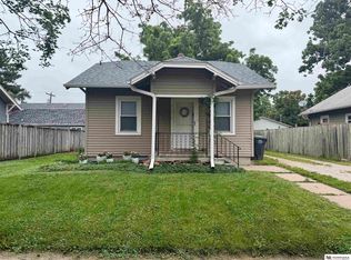 4438 Greenwood St, Lincoln, NE 68504