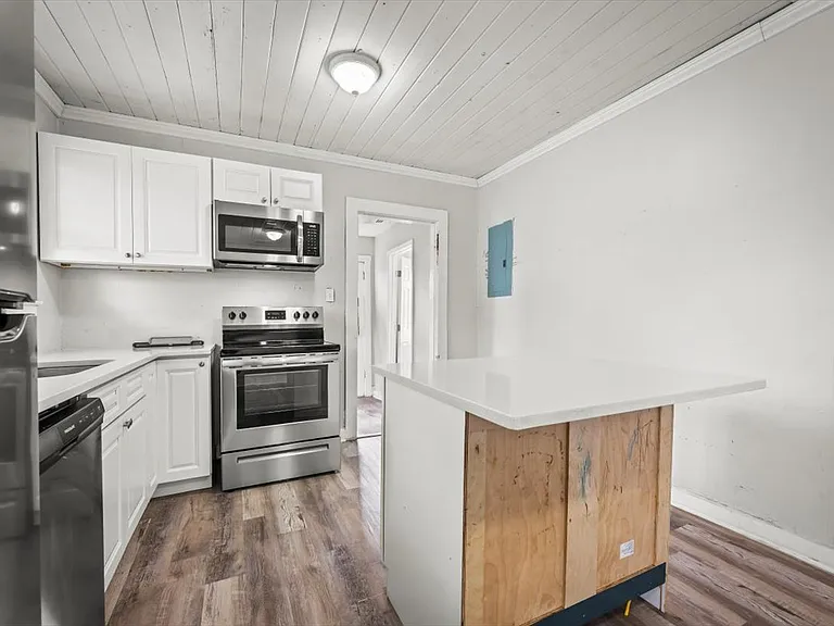 256 Vernis Ave — Photo 15
