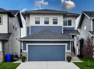 124 N Heritage Blvd, Cochrane, AB T4C2M1
