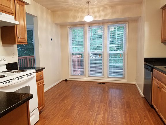 2nd image of 14913 Forest Landing Cir