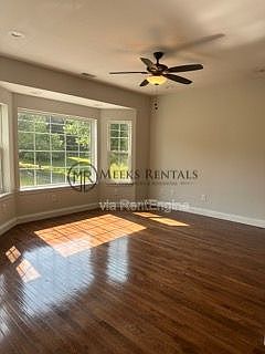 3rd image of 104 Sunnybrook Dr #A