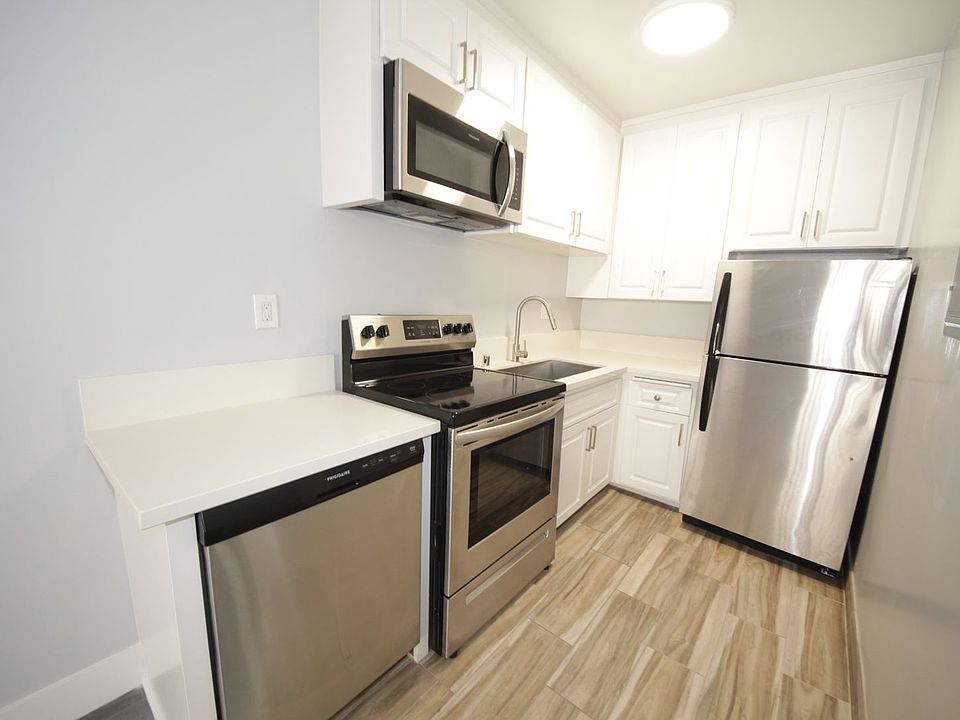 Purdue Village Apartment Rentals - Los Angeles, CA | Zillow