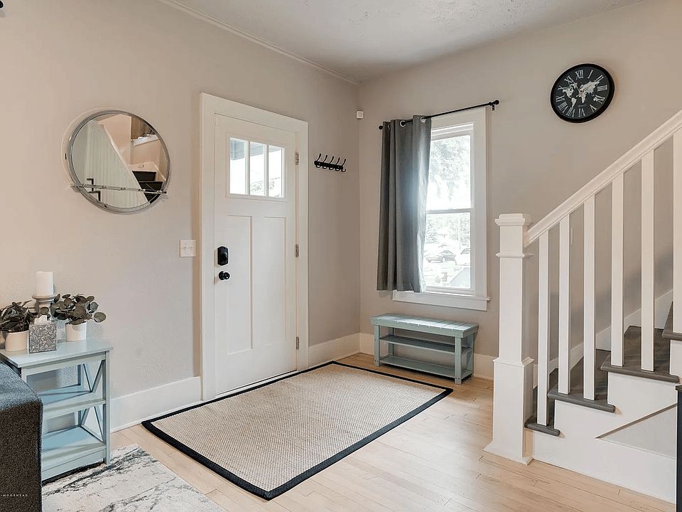 1st image of 508 10th St N #1004