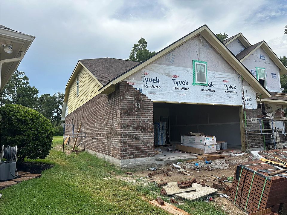 1st image of 19719 Fairway Island Dr