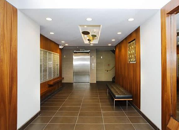 3rd image of 346 Franklin St #346F