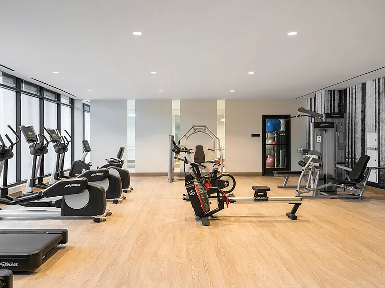 350 Clarkson Ave #811 — Photo 12
