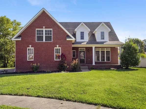135 Weymouth Ct, Clarksville, TN 37043