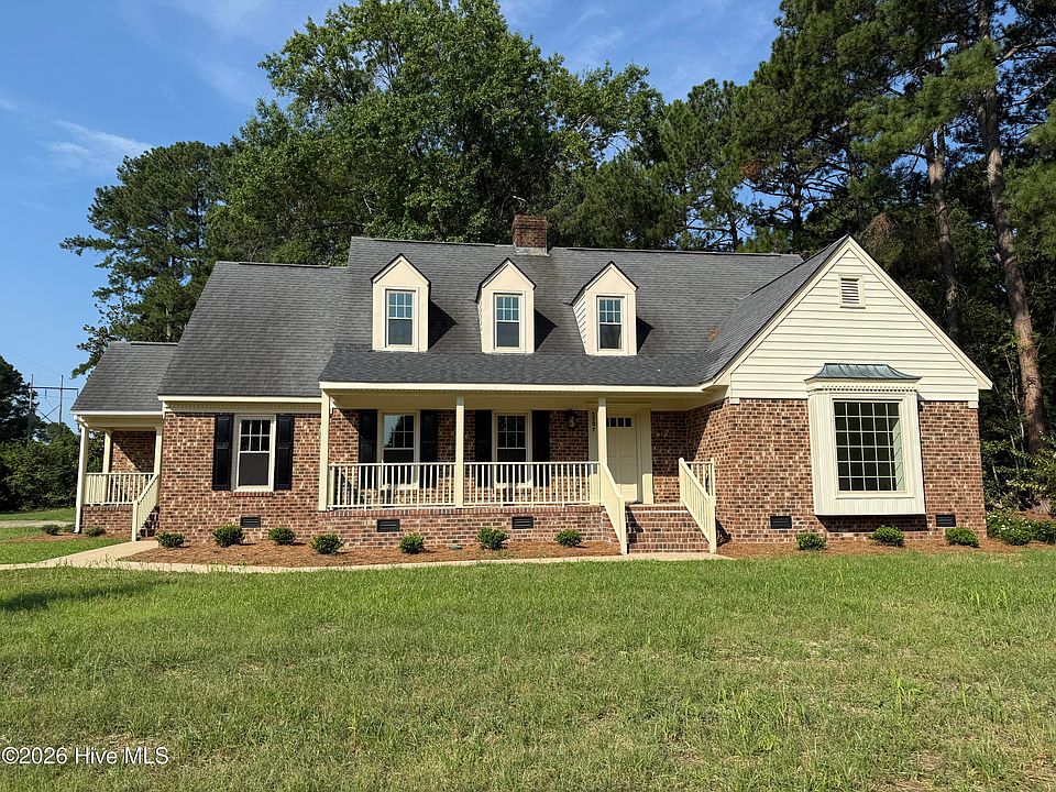 1st image of 2207 Greenwich Lane NW