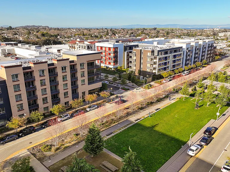 Station Park Green — Photo 52