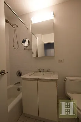 Rented by Halstead Real Estate | media 41