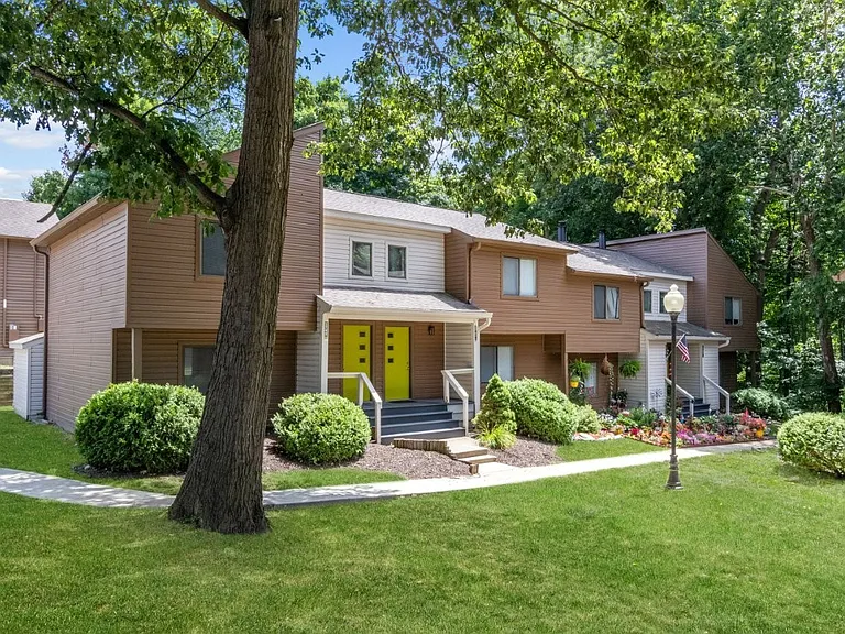 The Preserve on Allisonville Townhomes — Photo 29