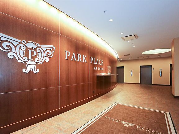 4th image of 400 Pike St Unit 501