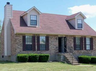 106 Quietside Ct, Vine Grove, KY 40175