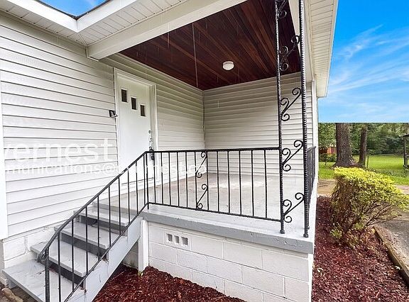 2nd image of 153 Carol Dr