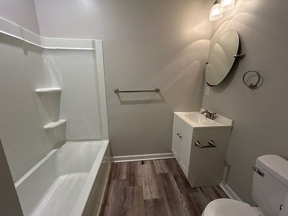 5th image of 405 N 16th Ave APT C