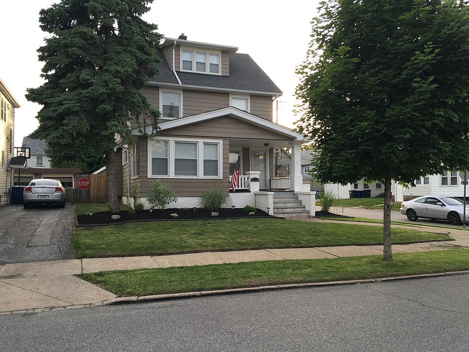 2110 Clarence Ave, Lakewood, OH 44107 Zillow