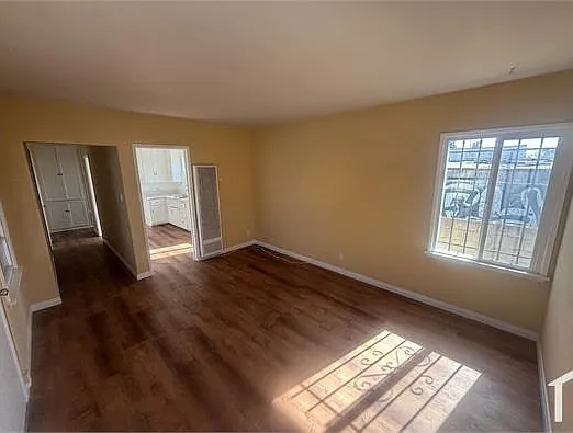 2040 W Florence Ave #8 — Photo 7
