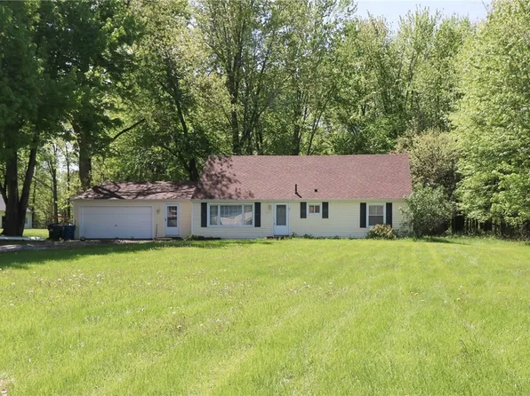 36751 Sugar Ridge Rd, North Ridgeville, OH 44039