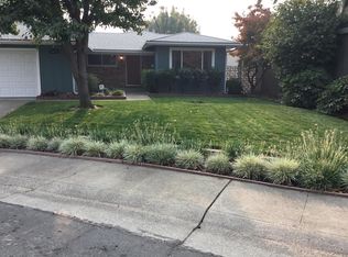 8410 Hollins Ct, Sacramento, CA 95826