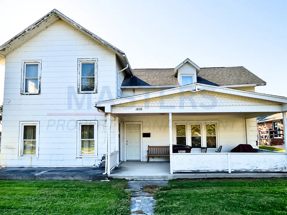 1408 Main St
