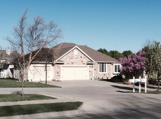 4015 SW Wanamaker Rd, Topeka, KS 66610